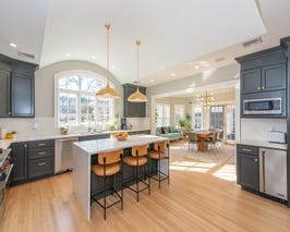  1930’s Modern home-Hottest New Venue for 2025 