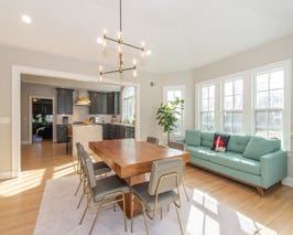  1930’s Modern home-Hottest New Venue for 2025 