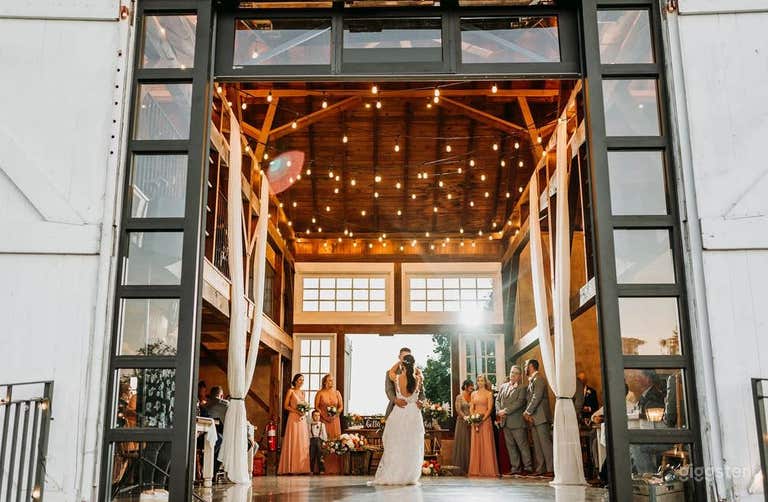  Main Barn - Ideal Space for Larger Events  