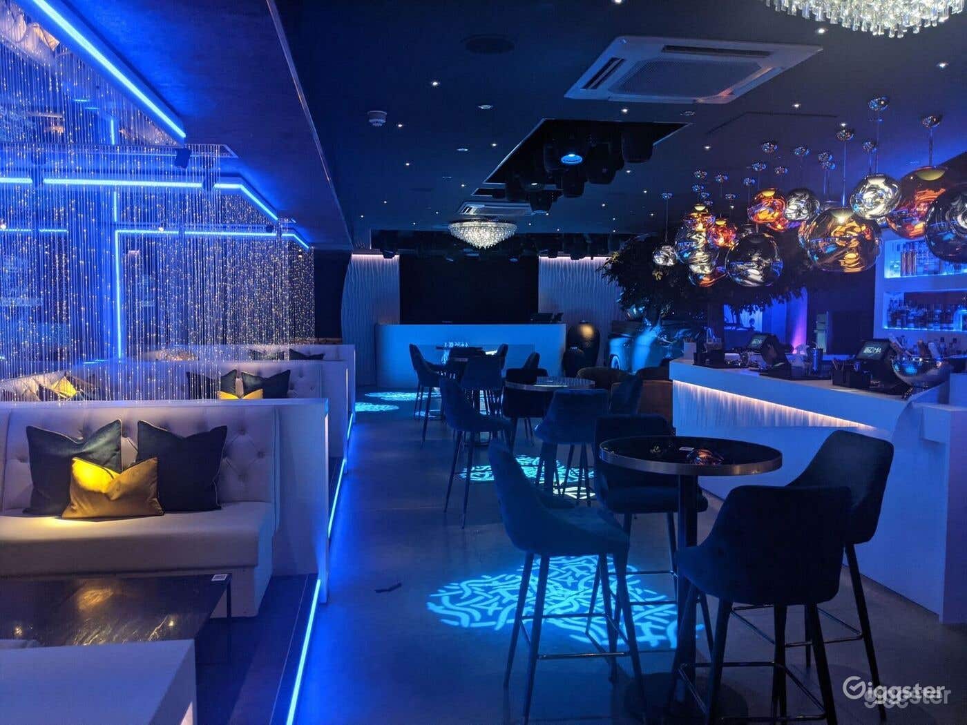 Mia Lounge Photo 1