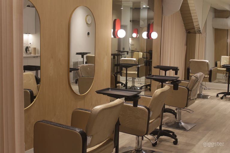  Hochwertiger Salon für strukturiertes Haar für Events & Markenaktivierungen 