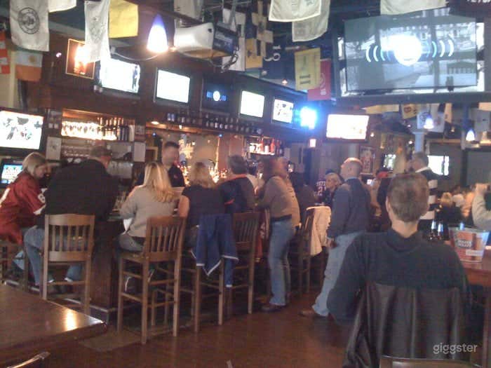 Iconic Sports Bar and Live Music Party Room Photo 2
