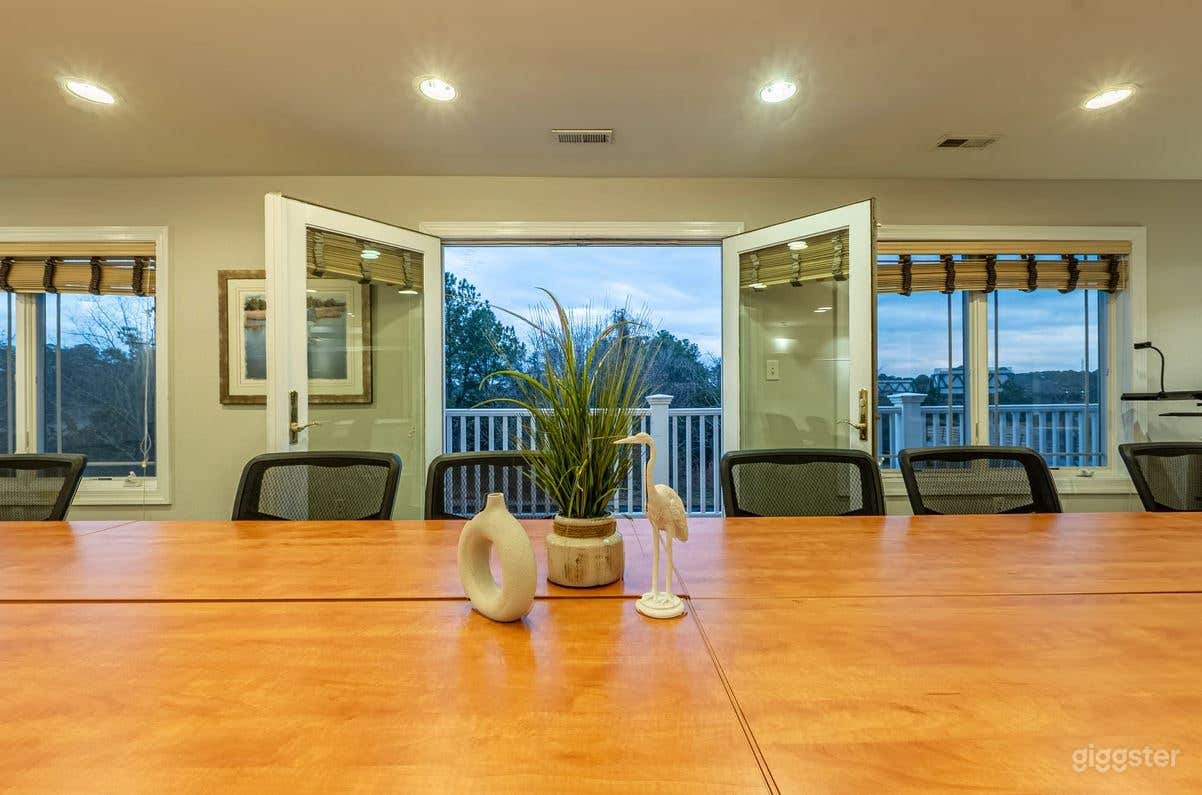 THE GREAT HERON ROOM (Large Conference Room) Photo 3