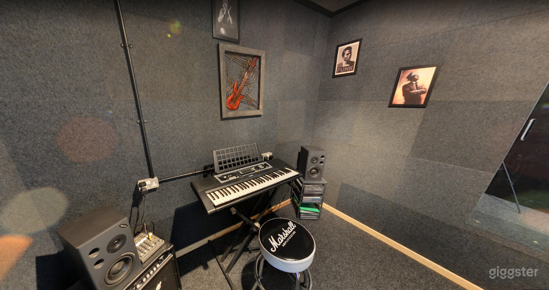 Music Room 6 in Birmingham Photo 1