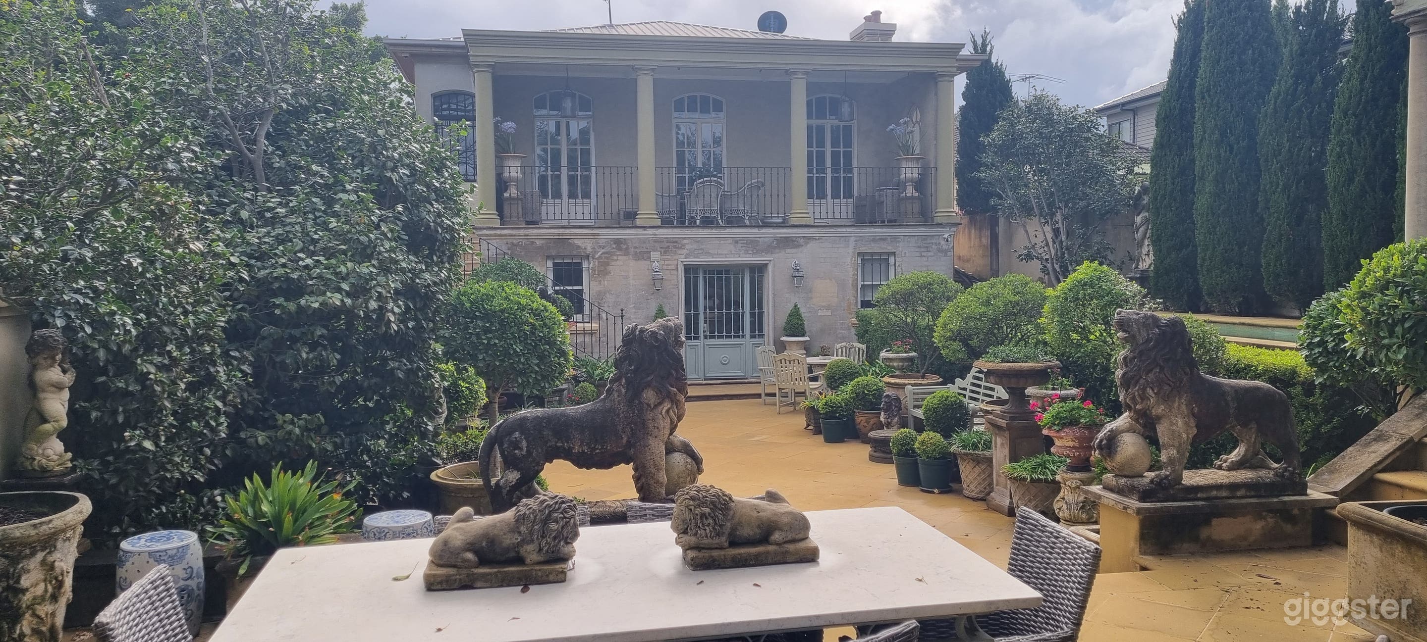 Giardini an Italian Villa and garden Photo 3