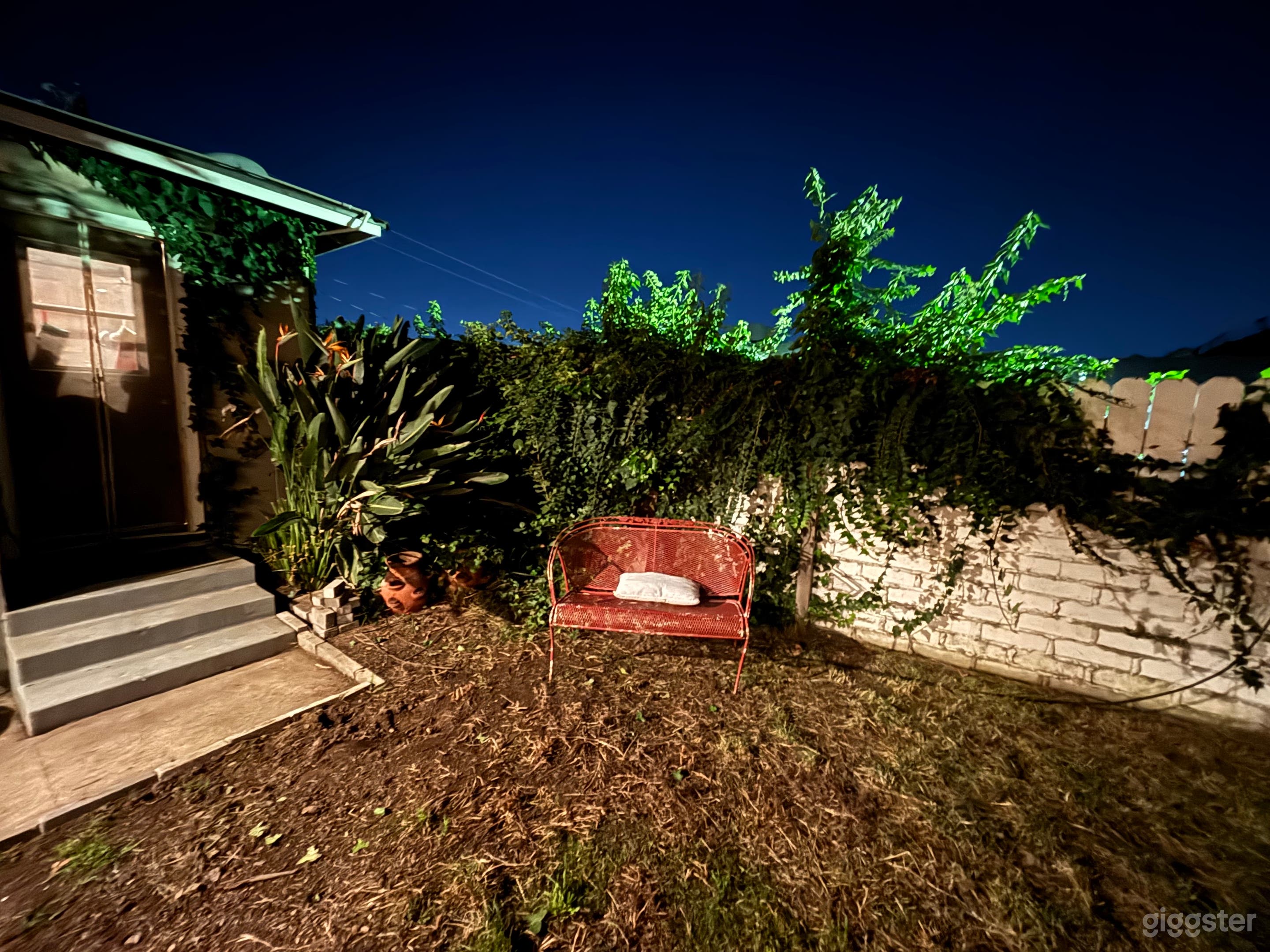 Cozy Backyard in the Hills Photo 4