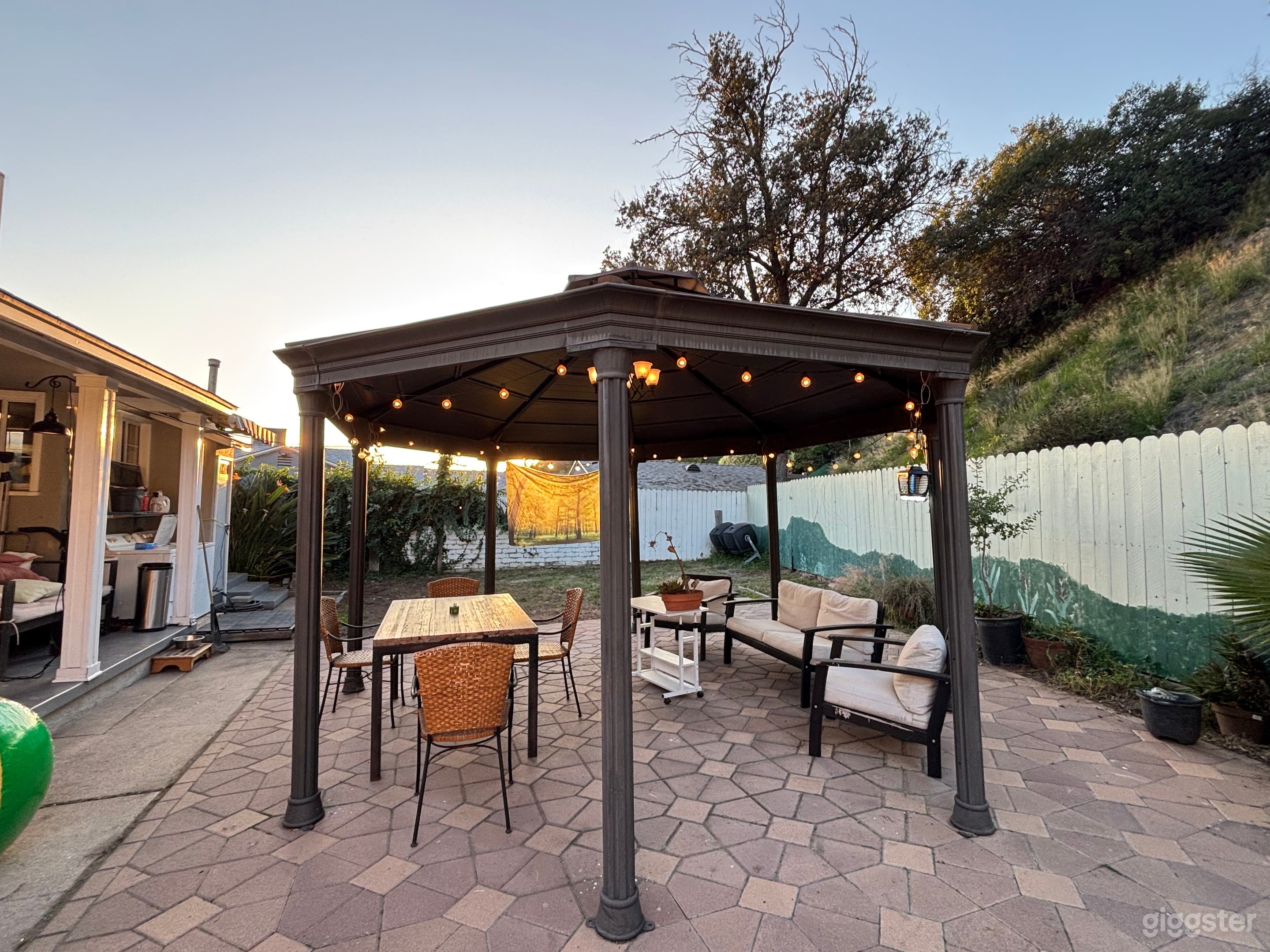 Cozy Backyard in the Hills Photo 1