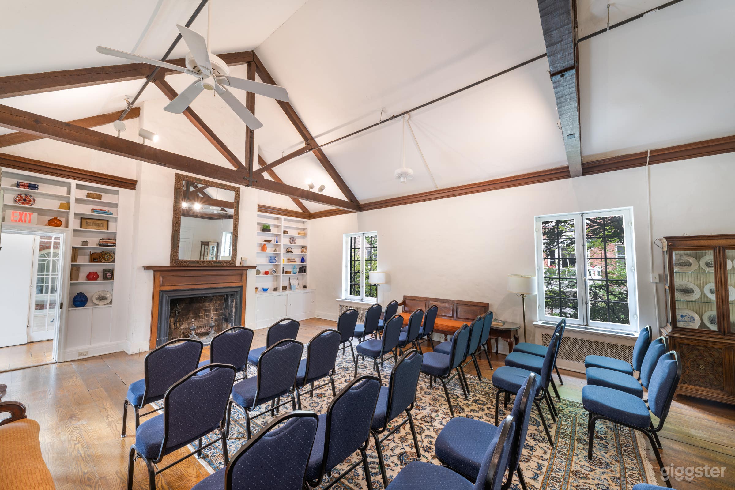 Historic Living Room Photo 2
