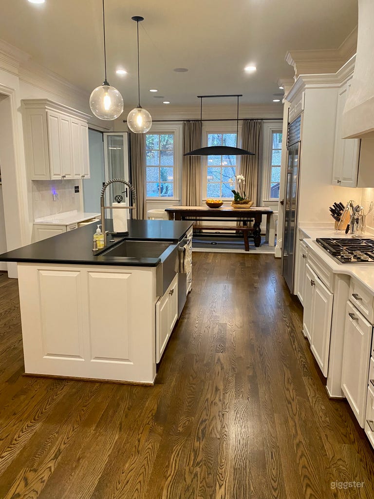  Centrally Located Upscale Nashville Home 