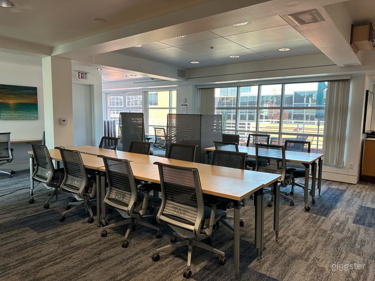  Flexible Event Space in Santa Monica 