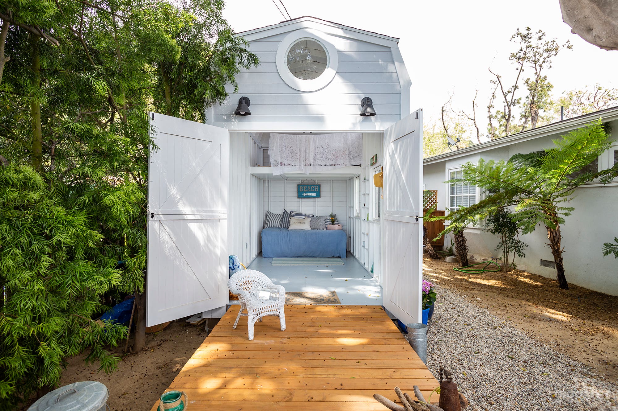 Shabby Chic Retreat Photo 4