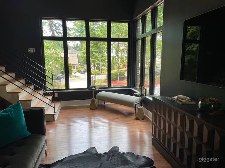  Contemporary Modern Home for Filming 