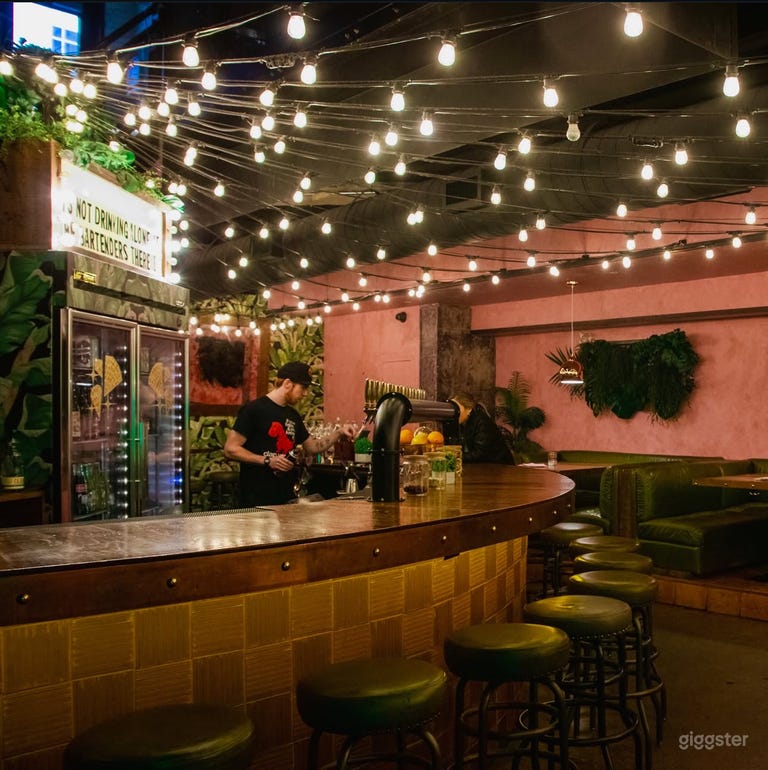  Warm & Inviting Bar – Miami After Dark Vibes in Toronto 