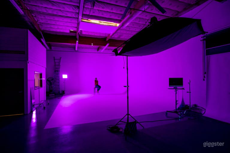  Largest Photo/Video Cyclorama Studio in San Diego  