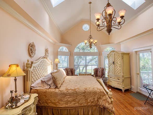 Romantic River Inn Suite Room  Photo 1