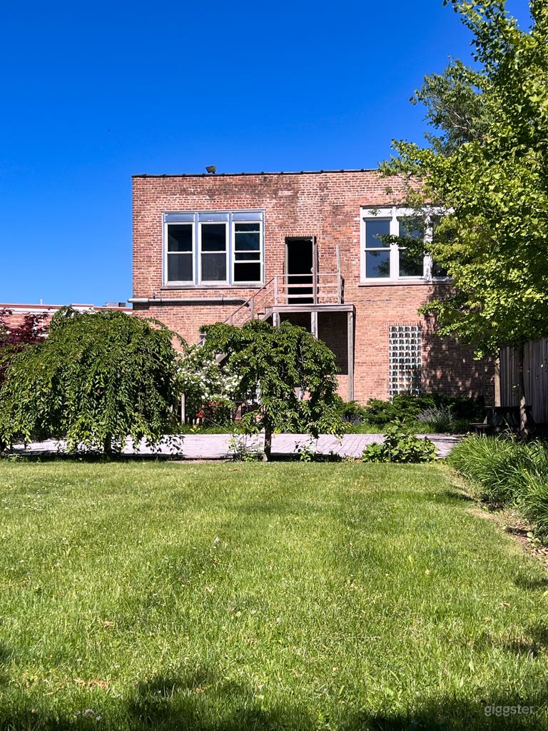  Yard View Facing Building 