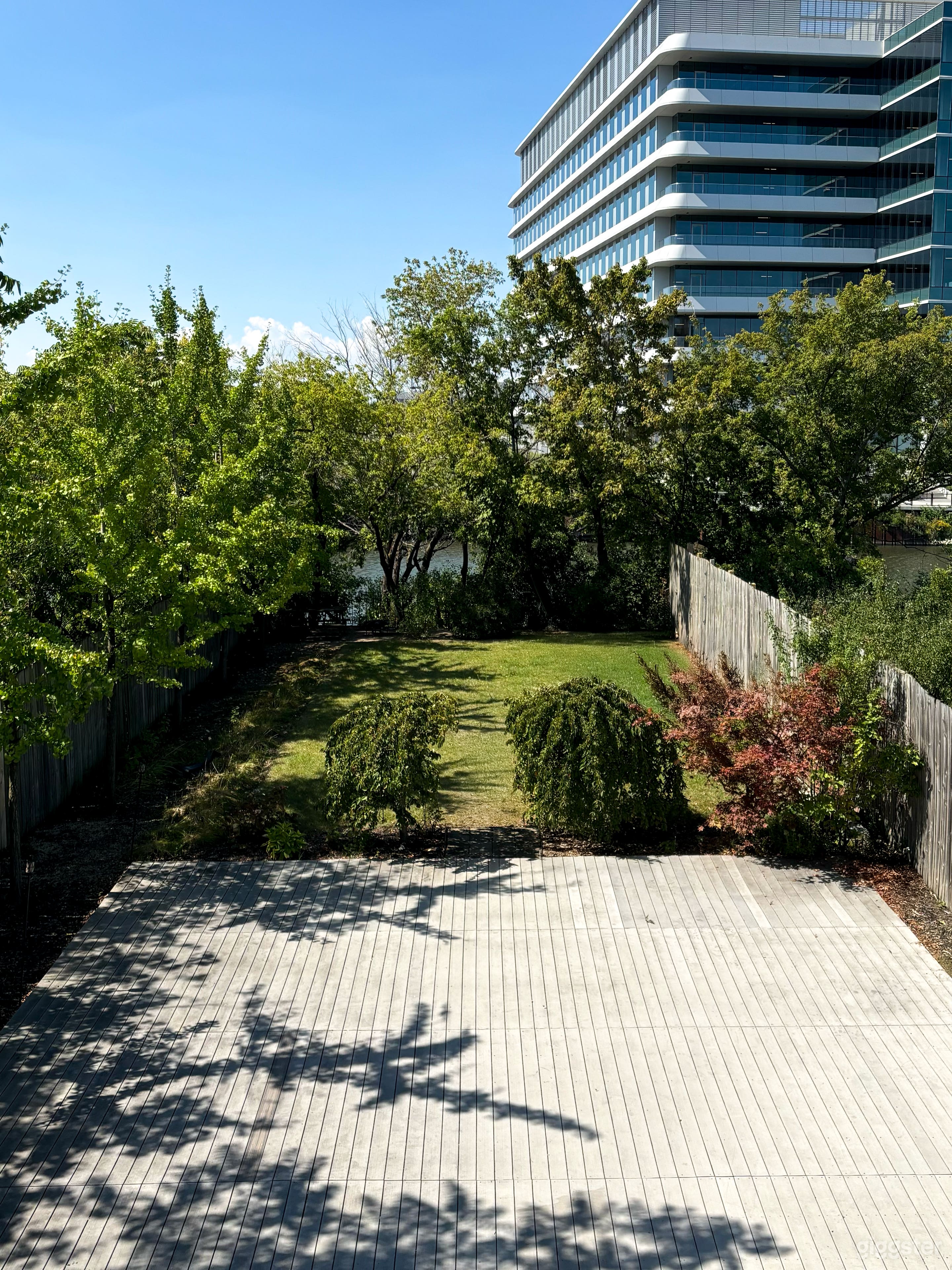 Private Patio &amp; Yard with River View