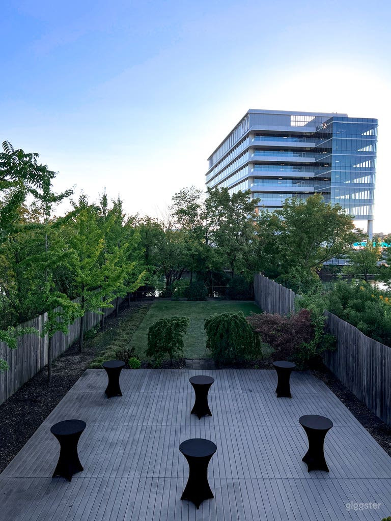  Cocktail Party Set Up 