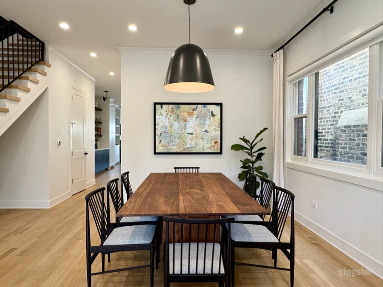  Modern Home with Comfortable Design 