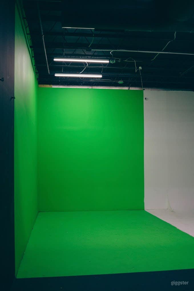 Versatile Photography Studio Photo 1