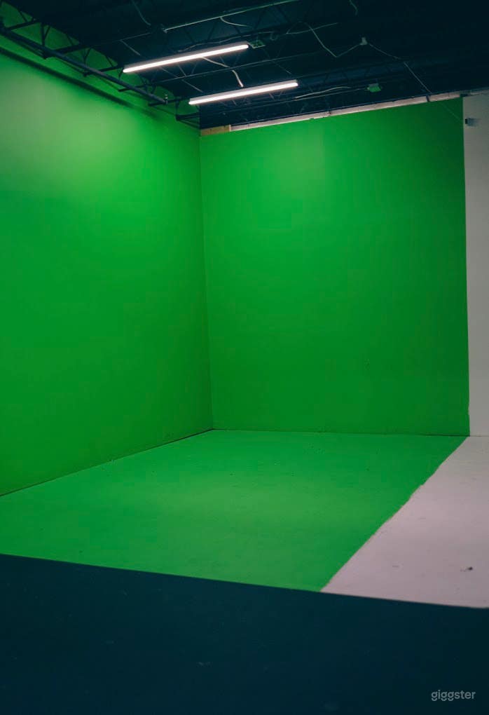 Versatile Photography Studio Photo 3