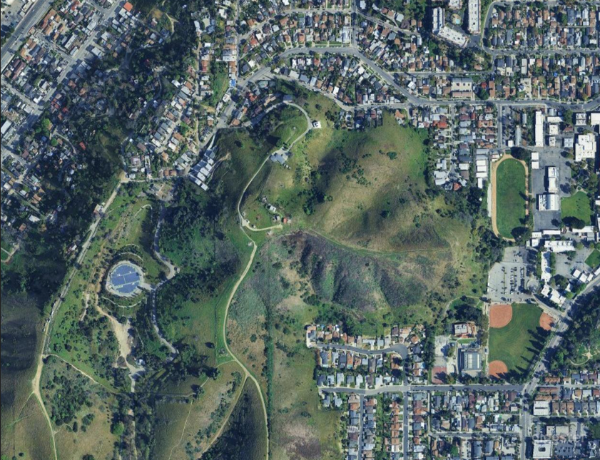 Los Angeles Hillside Filming Location with Views Photo 2