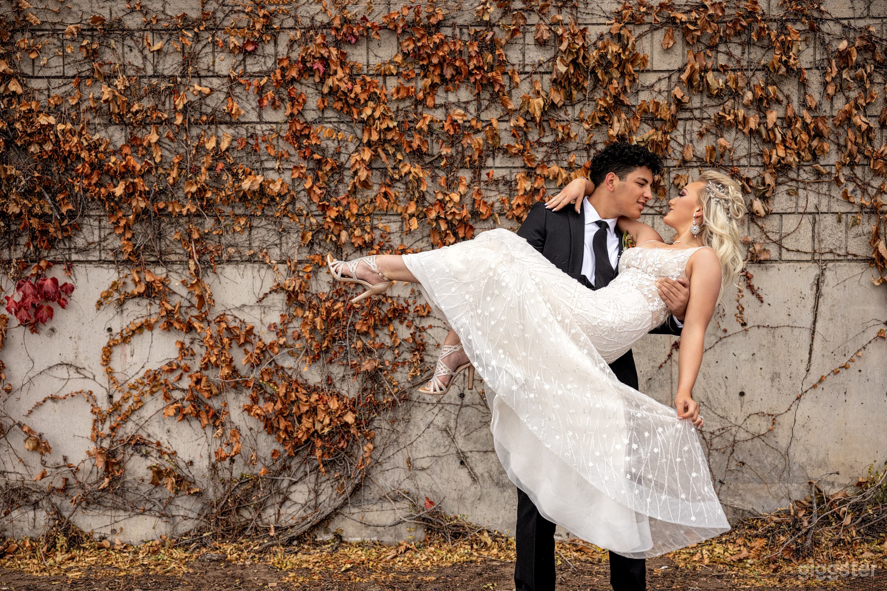 Modern and Chic Downtown Party and Event Venue Photo 4