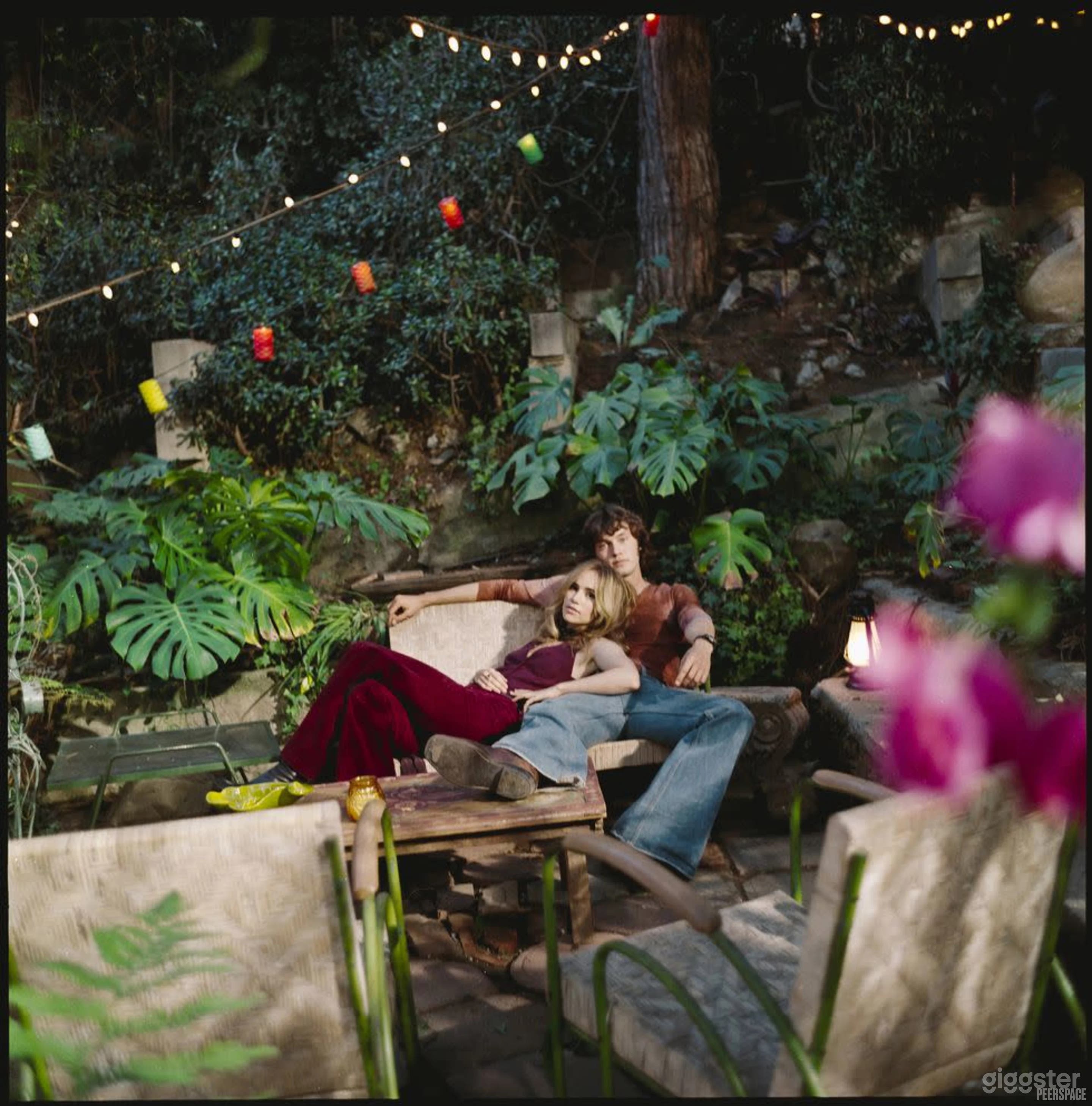 70s Laurel Canyon Vibe: Wood-Paneled Cabin & Lush Garden Photo 3