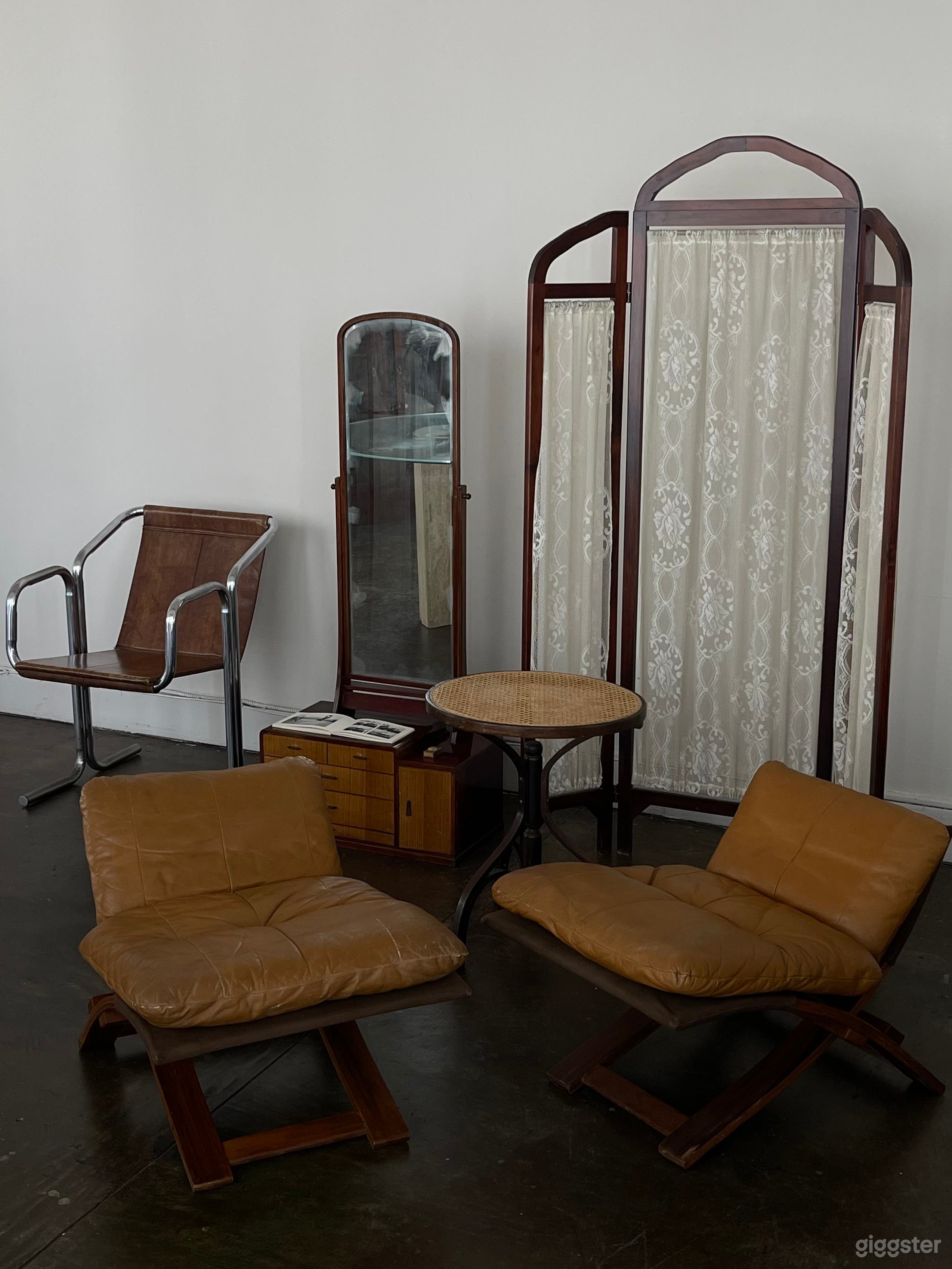 Minimal Lifestyle Studio with Vintage Furniture Photo 1