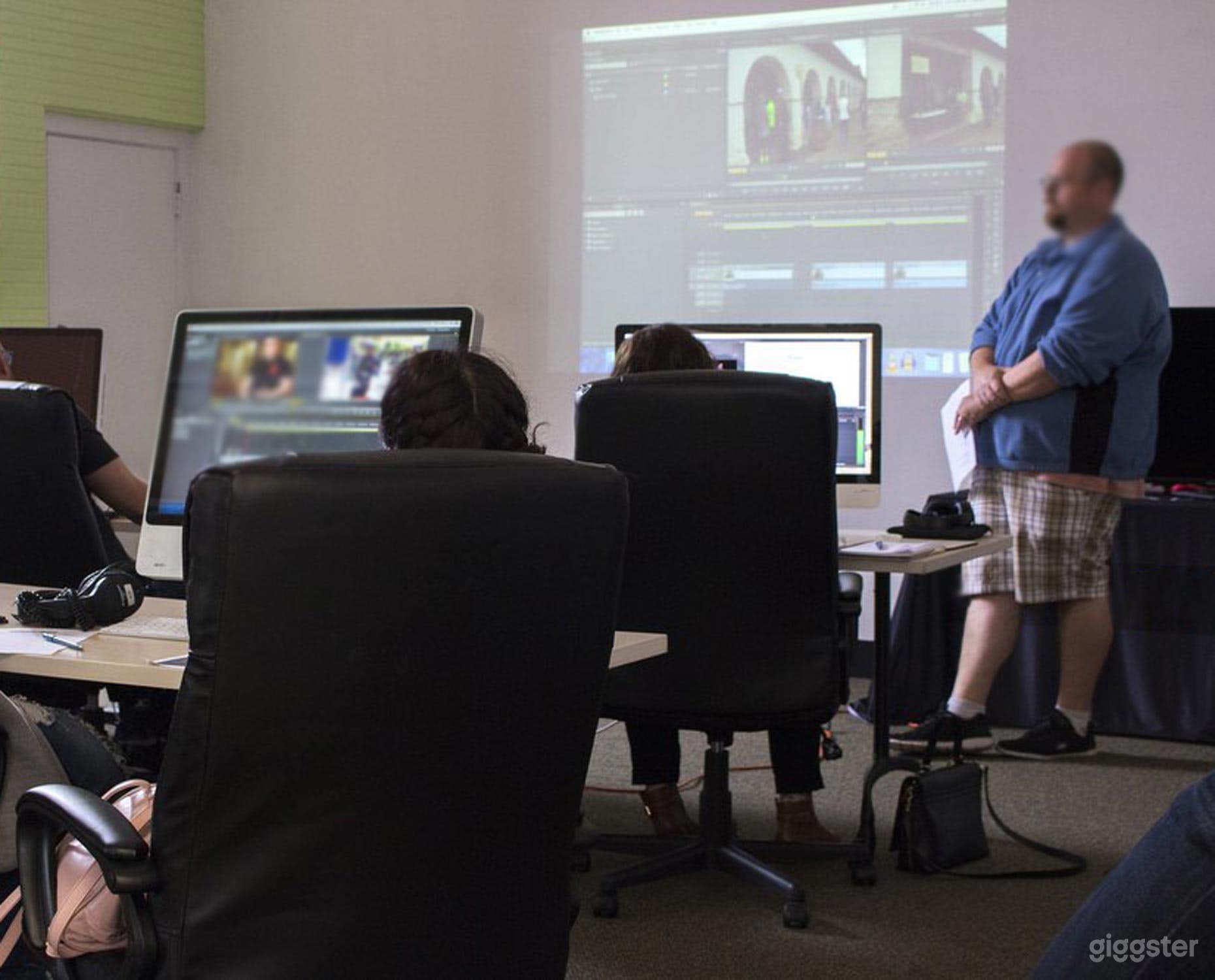 Well-Equipped Edit Bays in Gilroy Photo 1