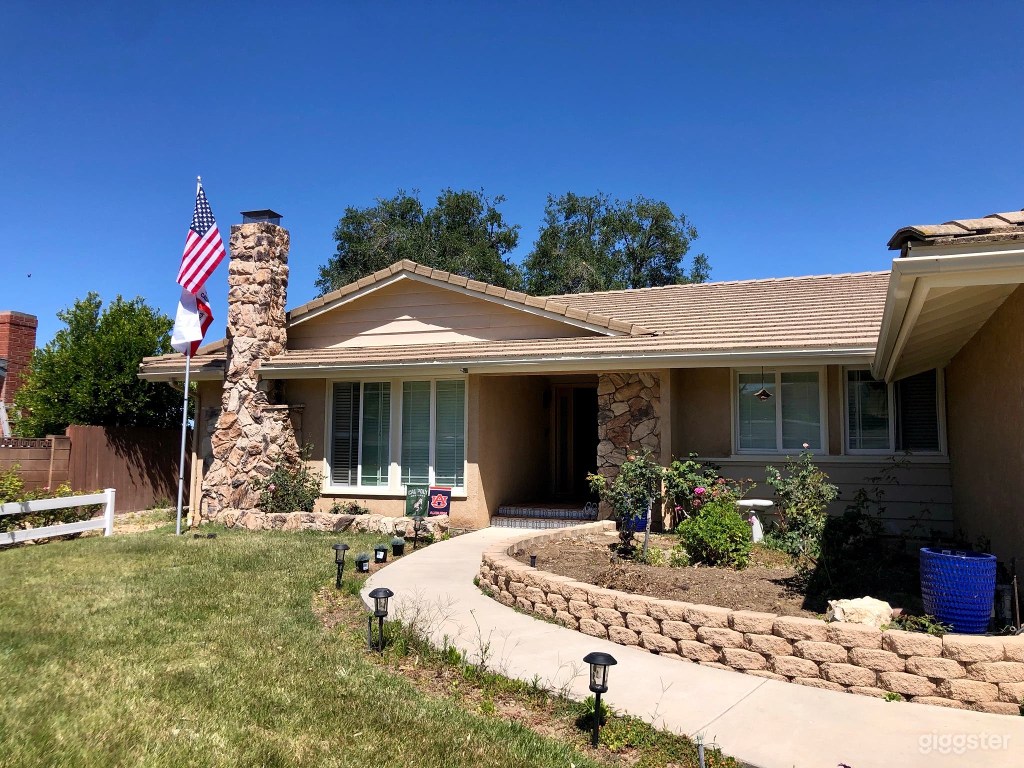 Ranch Style Home in the Suburbs Photo 1