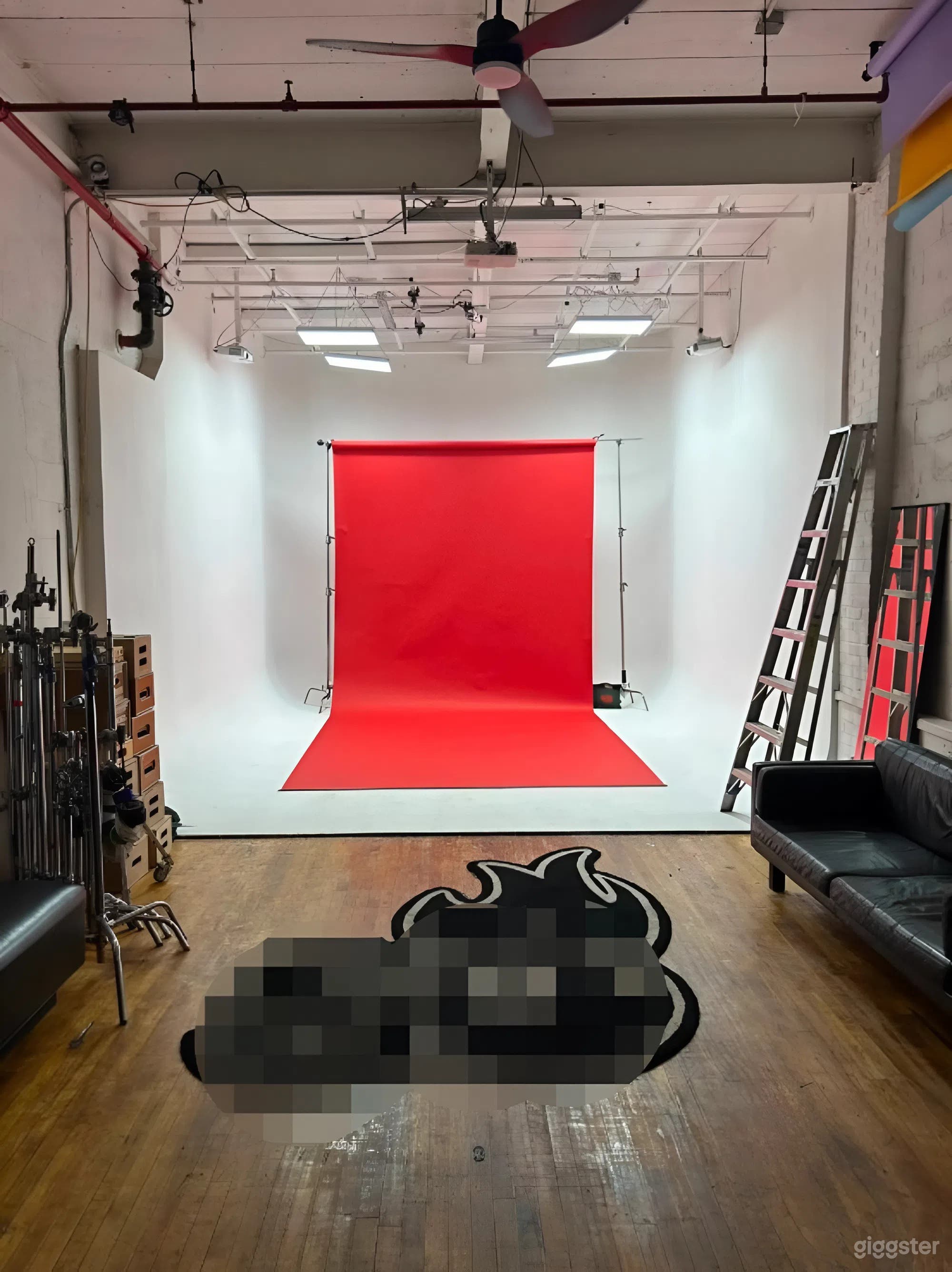 INDUSTRIAL BROOKLYN PRODUCTION STUDIO W/ CYC WALL Photo 1
