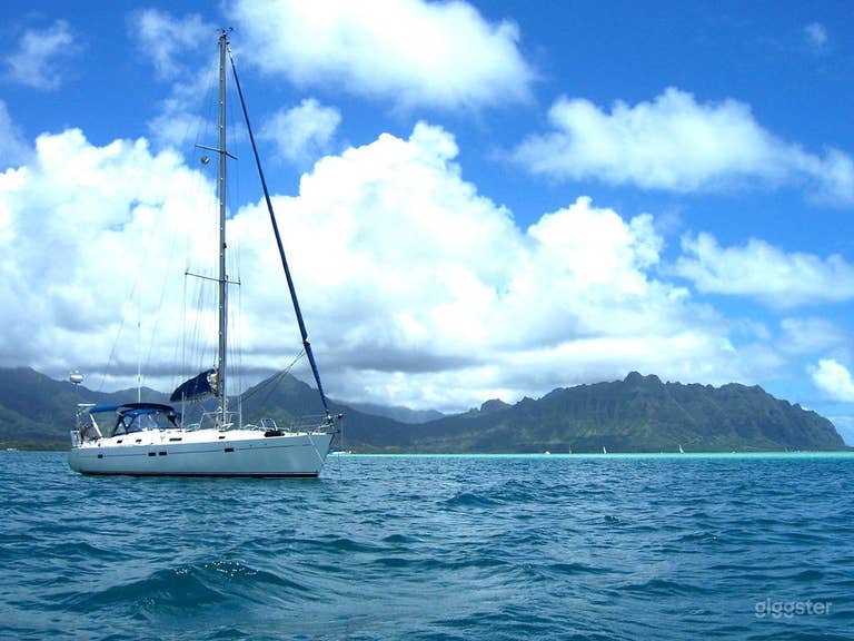  Private Yacht sails the Hawaiian Islands  