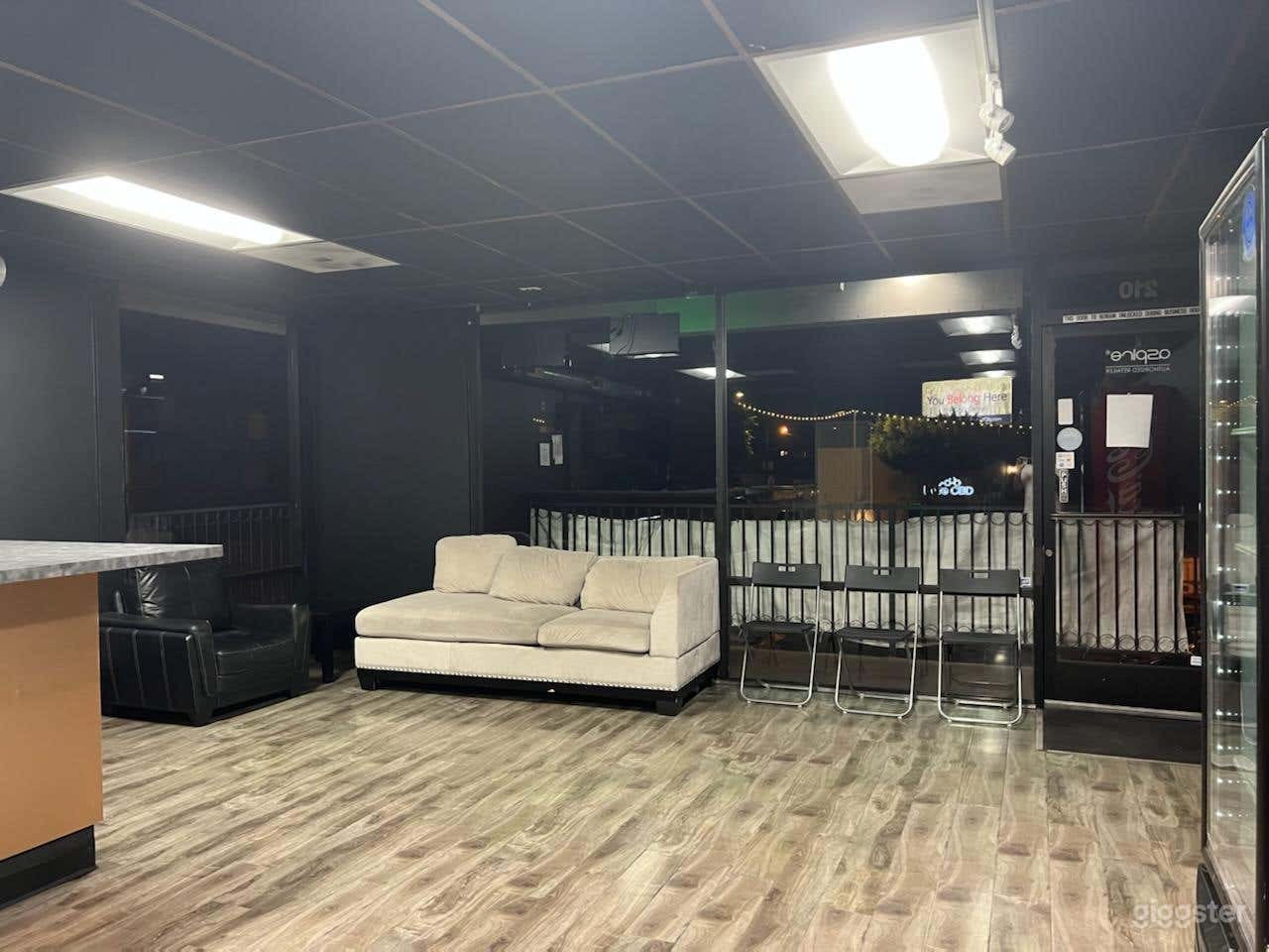 Stylish Private Party Space Photo 3