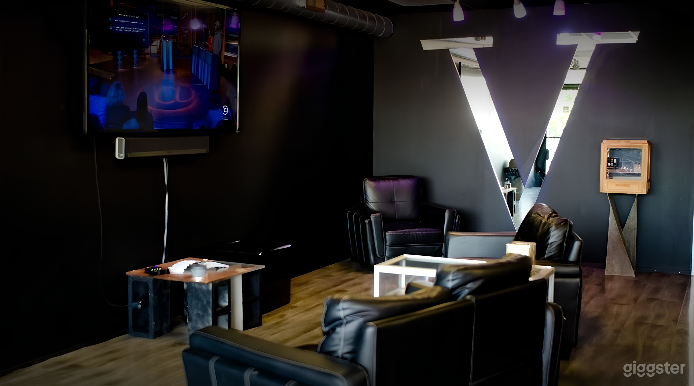 Stylish Private Party Space Photo 1