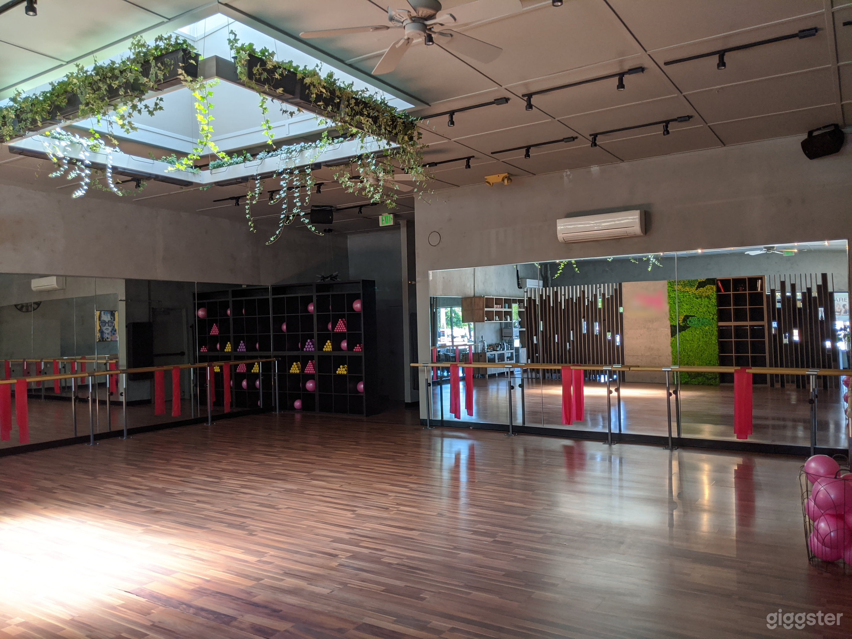 FITNESS  | EVENTS | FILMING | PHOTOSHOOT Photo 1