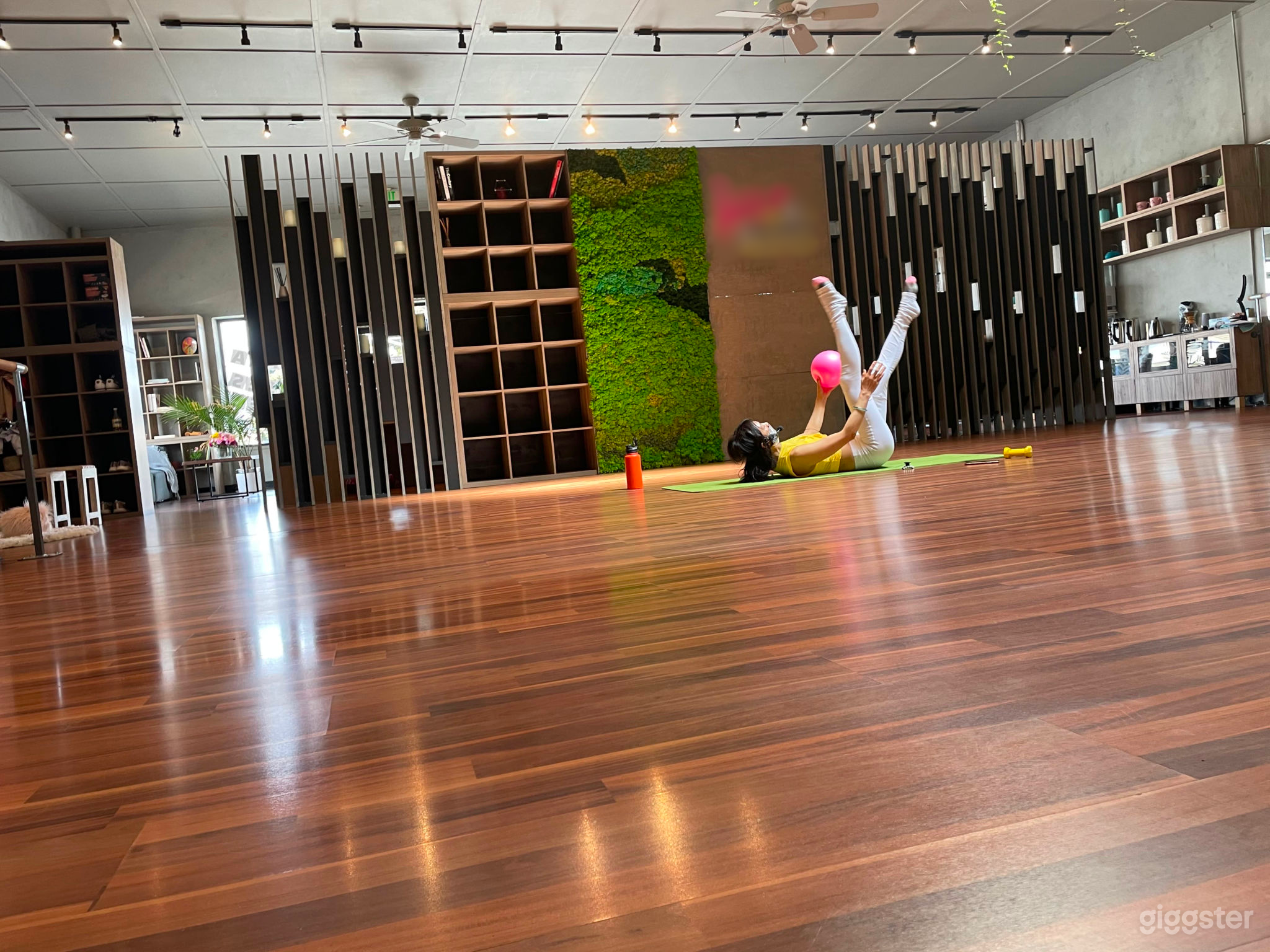 FITNESS  | EVENTS | FILMING | PHOTOSHOOT Photo 4