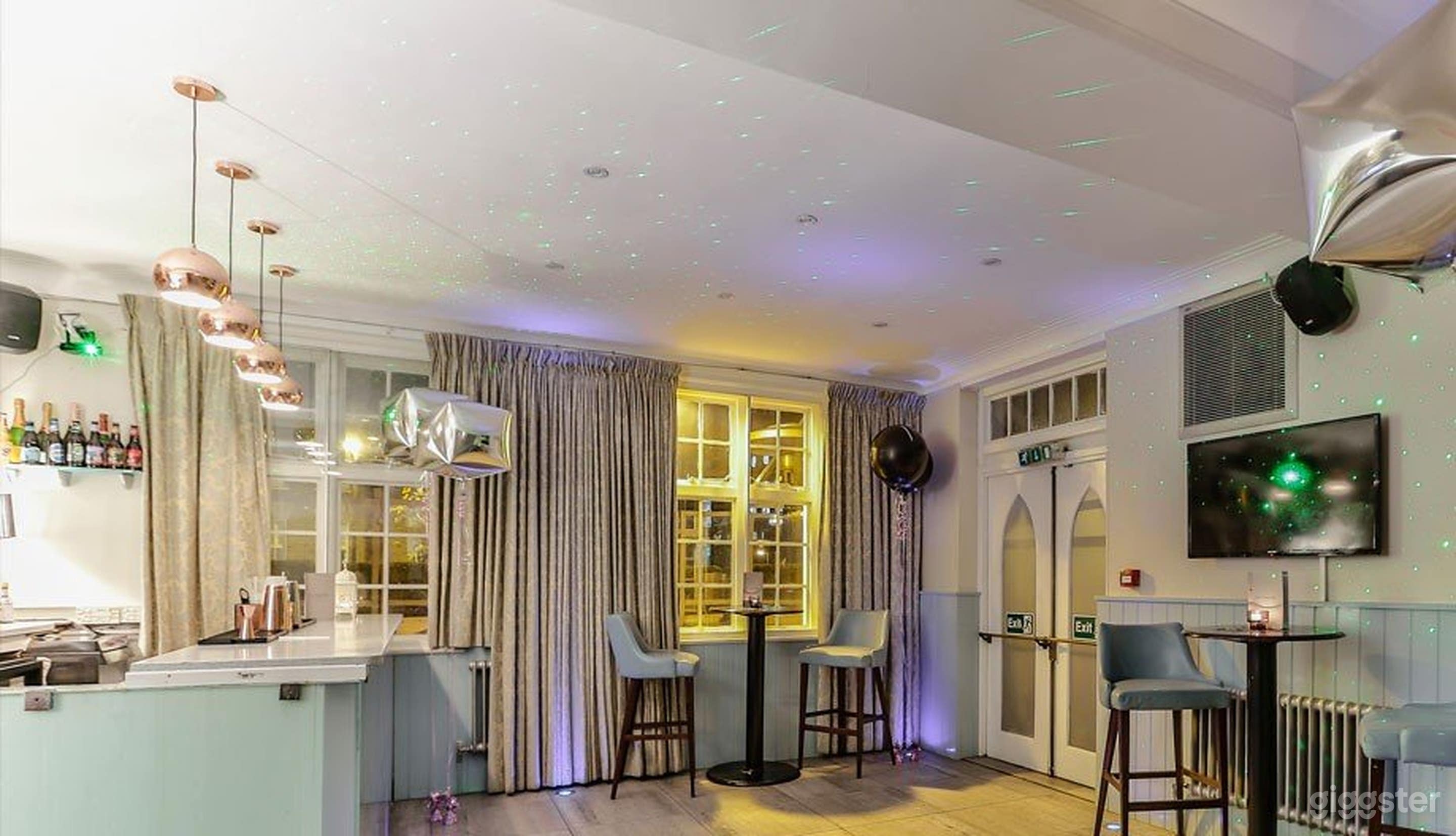 The Chapel Bar Photo 3