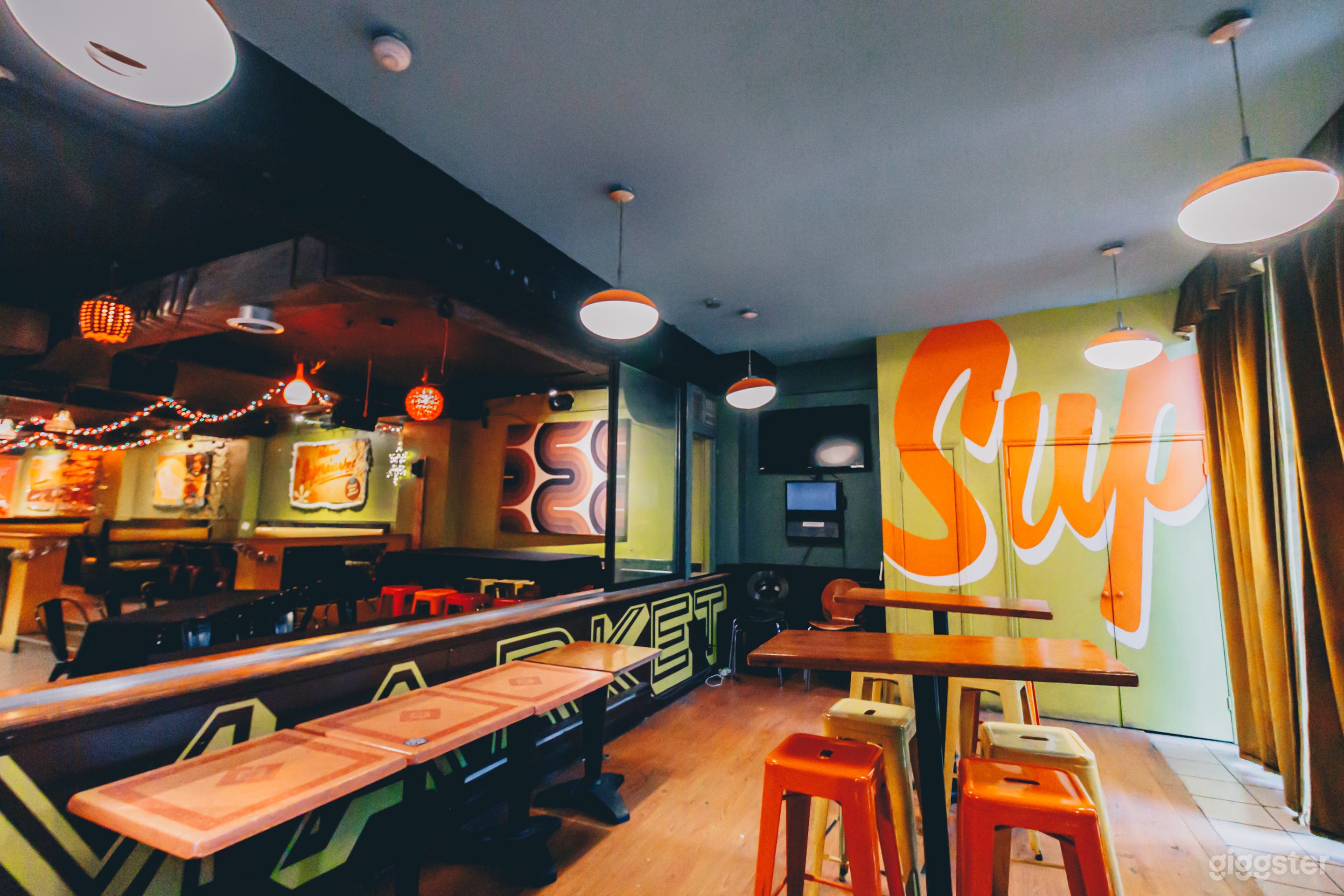 Live Music &amp; Concert Venue Photo 1