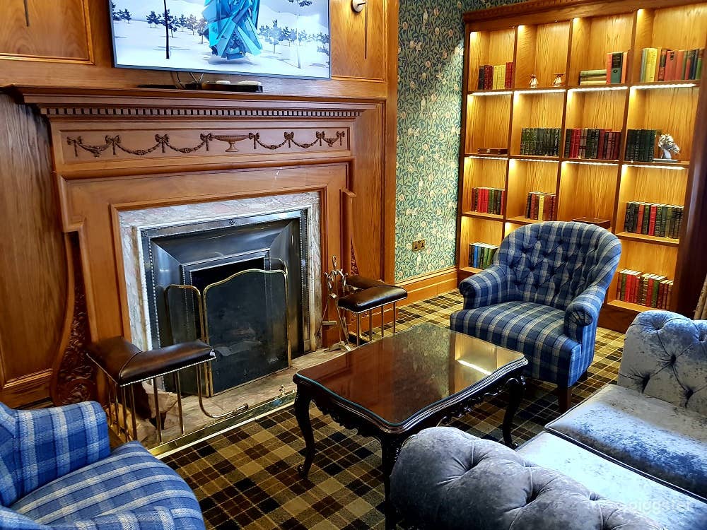 The Library Room Photo 4