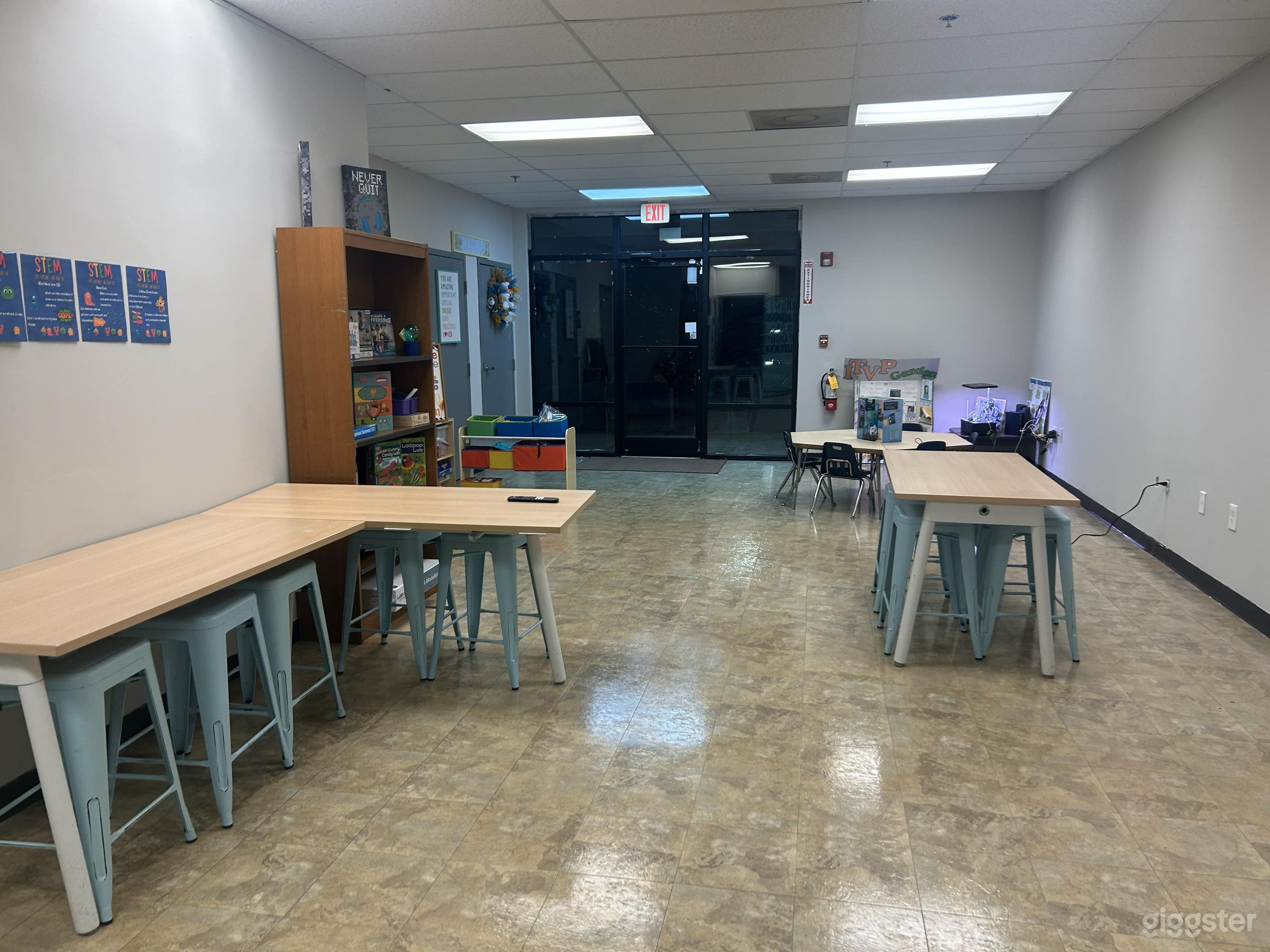 Inviting Space for Meetings, Classes & Celebrations Photo 3