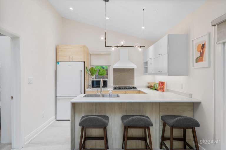  Hidden Forest Hideaway — Modern, Cabin Vibe, Film 