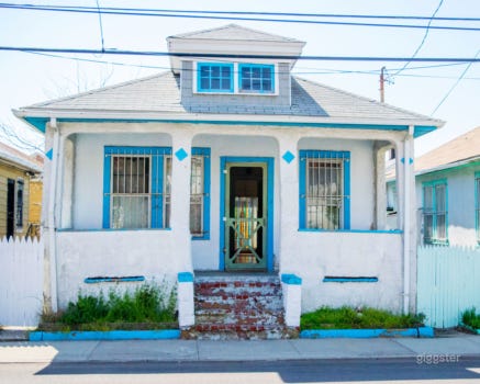 Colorful House  Photo 2