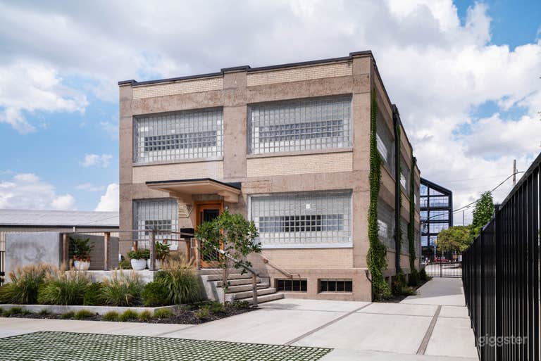  Historic-Modern Office with Rooftop | South Nashville Film 