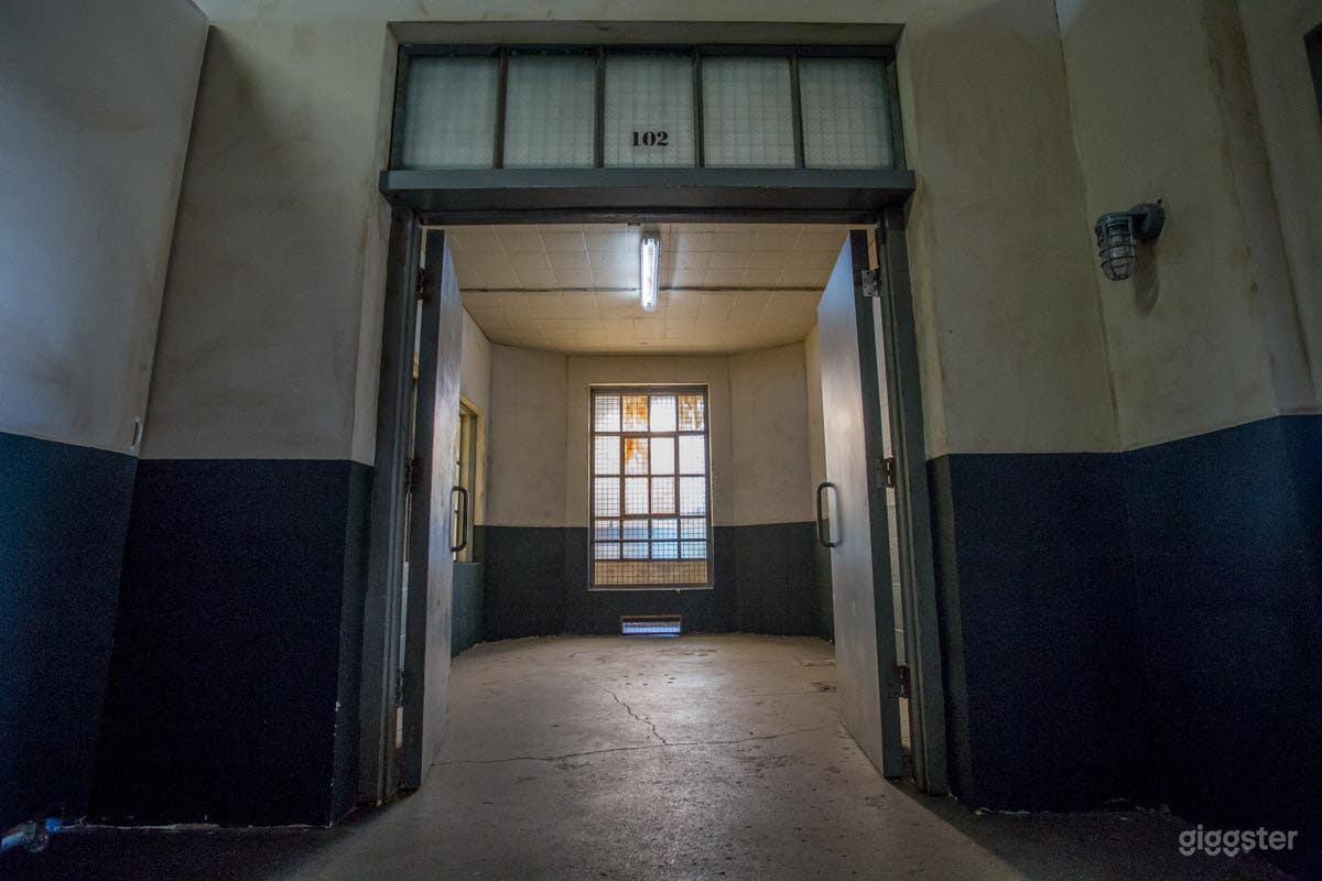 Psych Ward - Insane Asylum | FilmStudioLA Photo 1