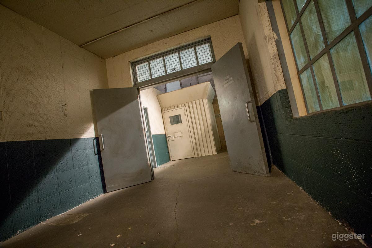 Psych Ward - Insane Asylum | FilmStudioLA Photo 3