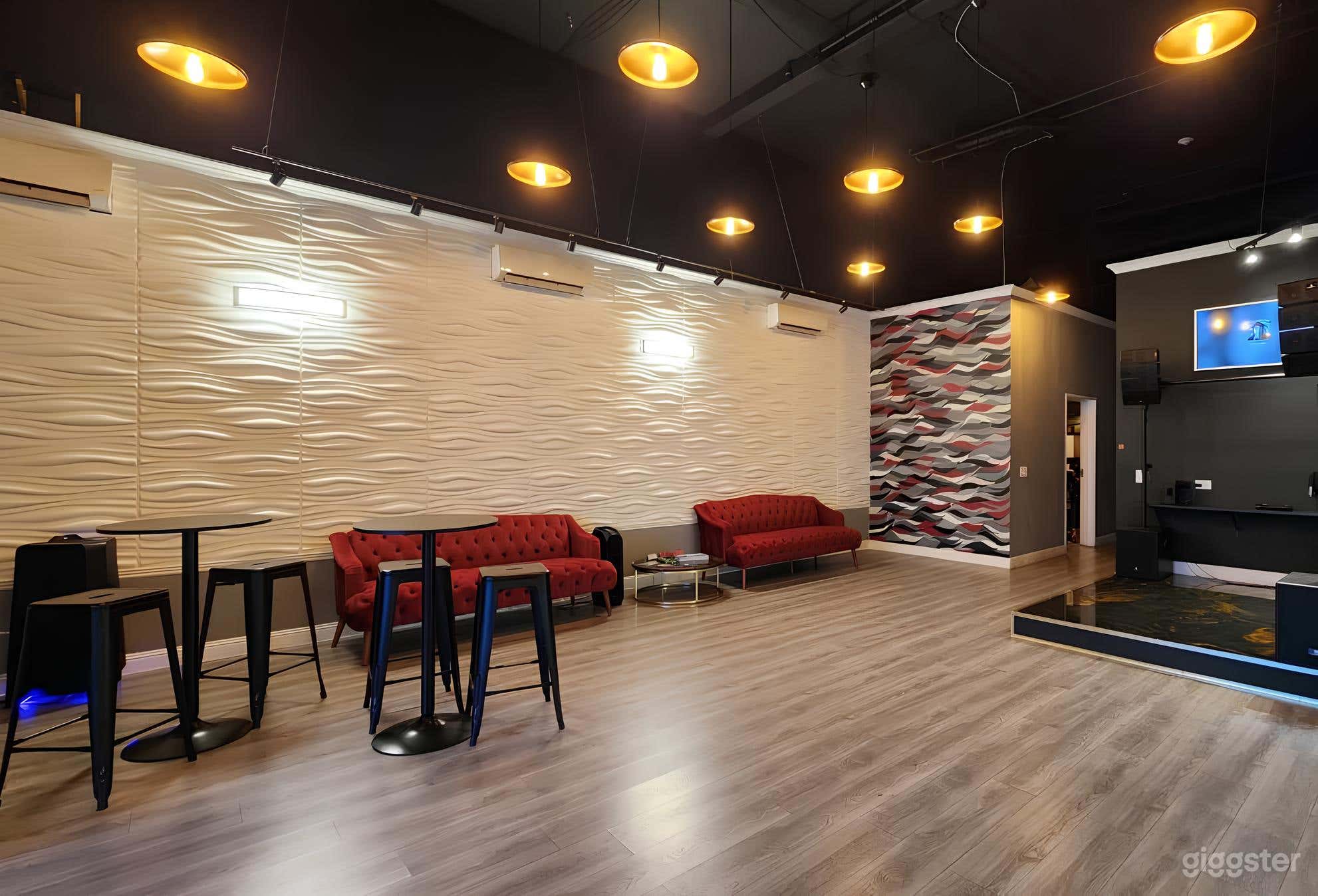 Event Space &amp; Video/Photo Studio Downtown  Photo 4