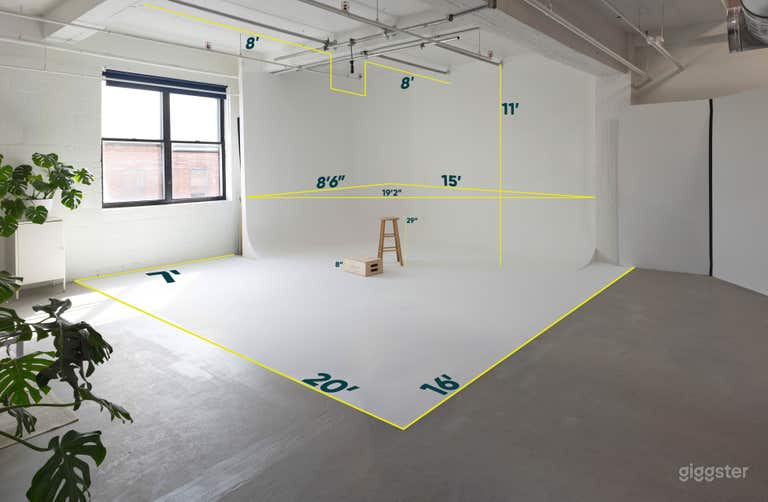  Super CYCLO et fonds colorés | Great white space + skylights 