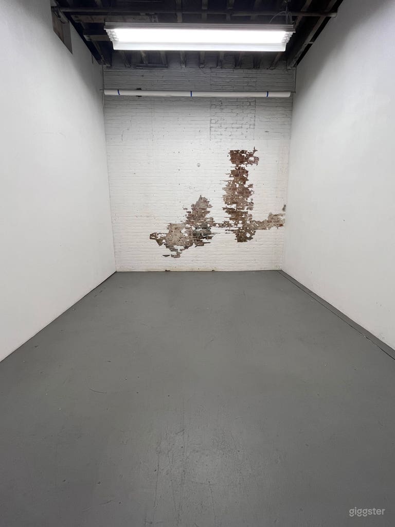  Bright and Clean White Photo/Film Studio  