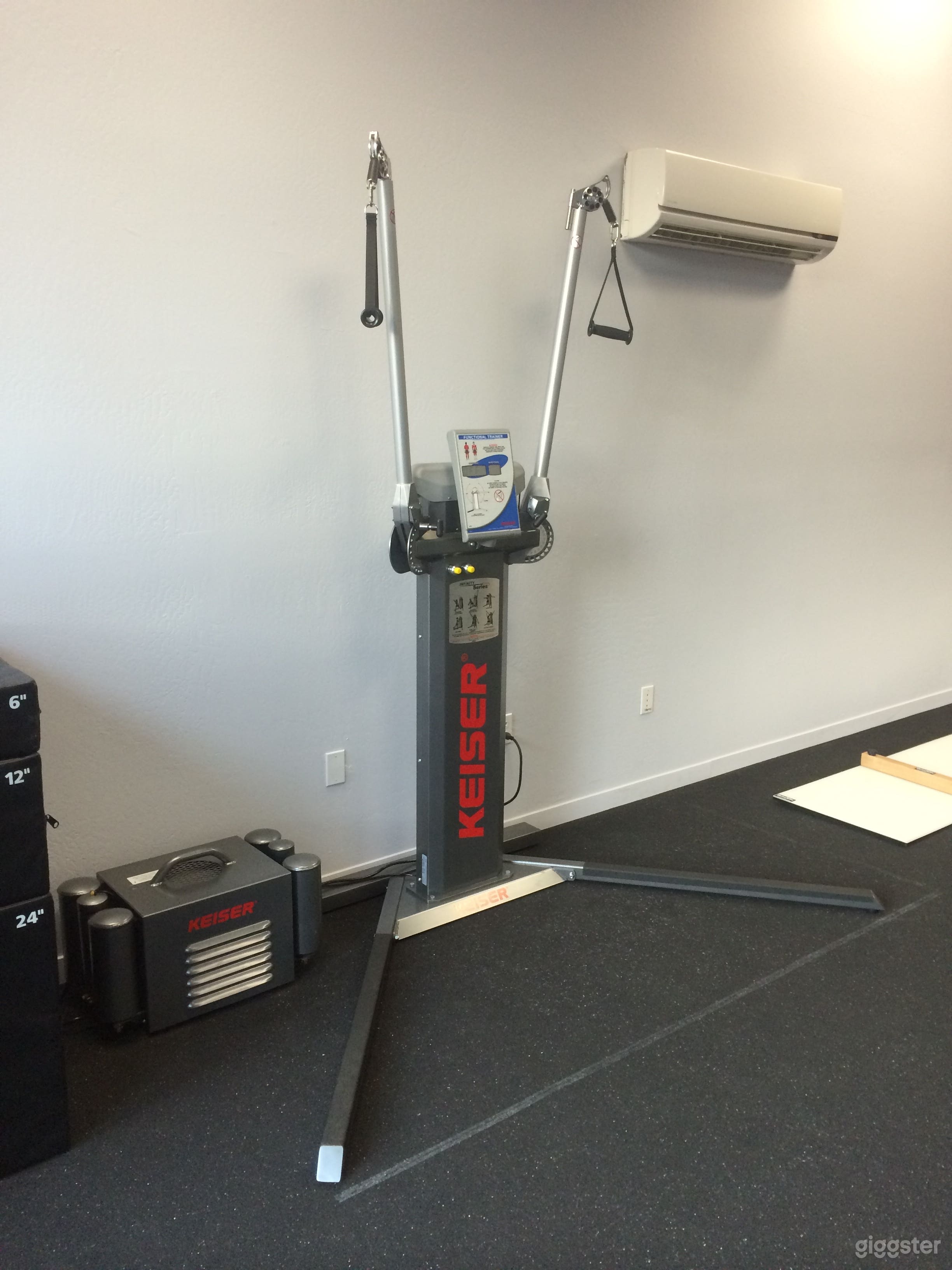 Small Fitness Studio Photo 4